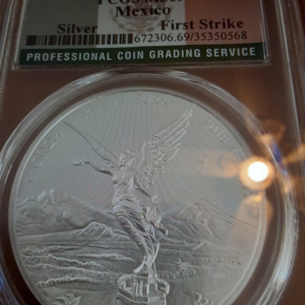 Mony - Picture 2 of 2